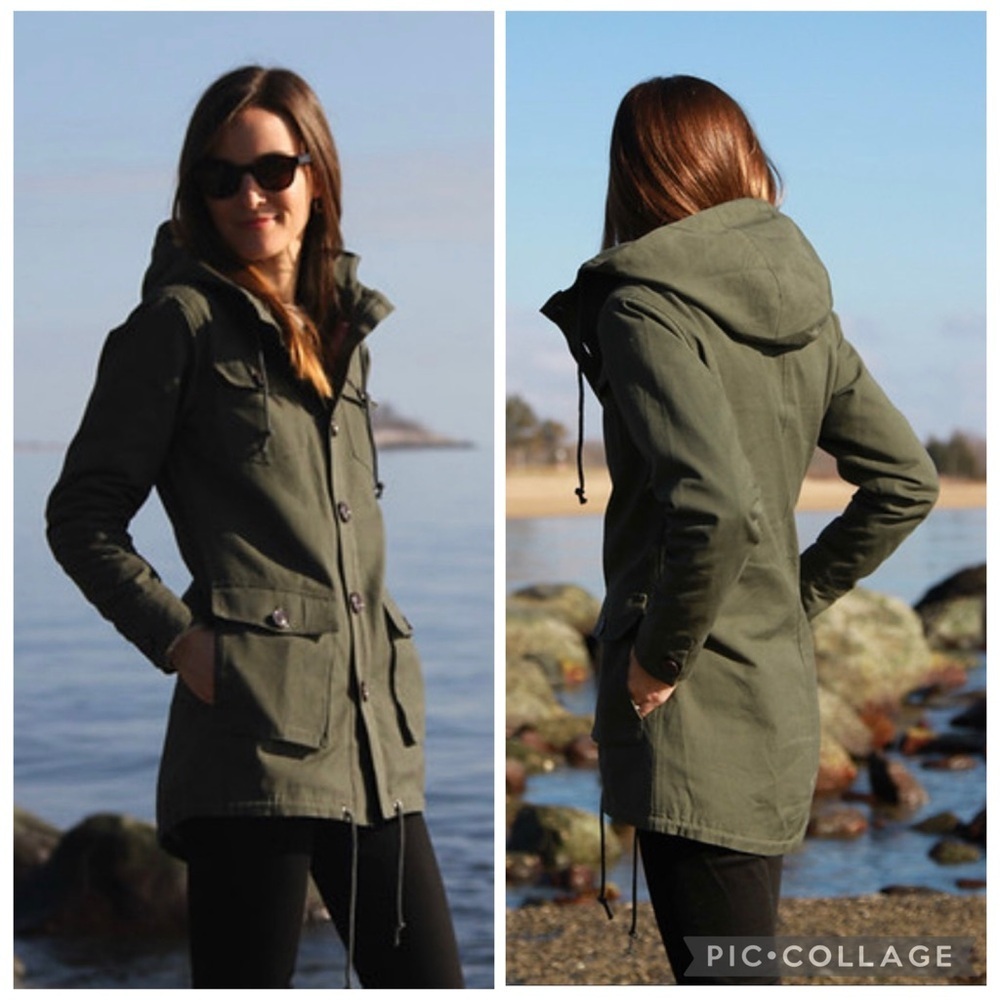 Bridge & Burn Long 💯% Cotton Hooded Button Up Jacket Women’s size small